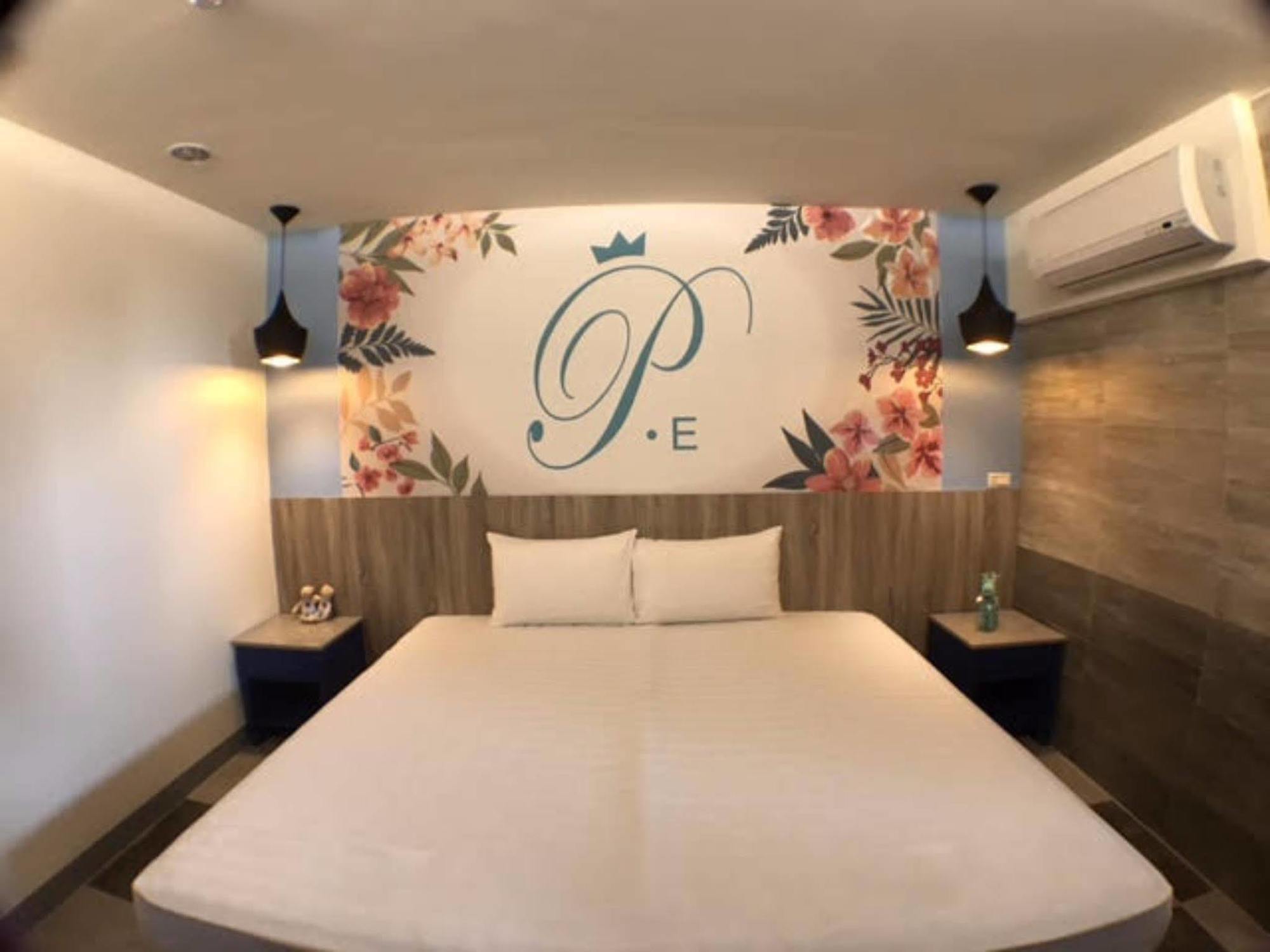 P&E ホテル 台南 エクステリア 写真
